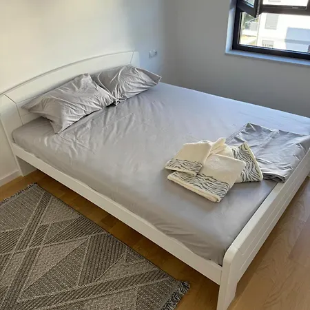 San Apartment *